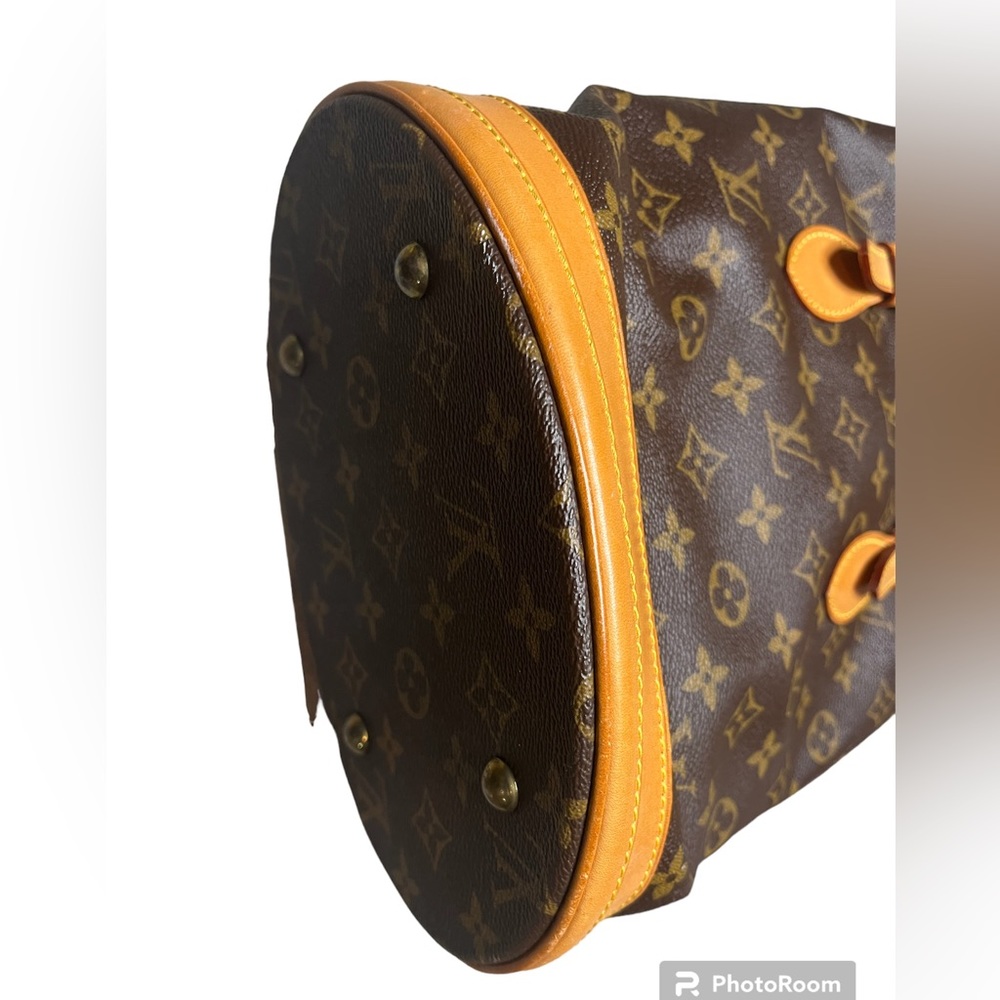 Louis Vuitton Monogram Petit Bucket Bag - Picture 10 of 17